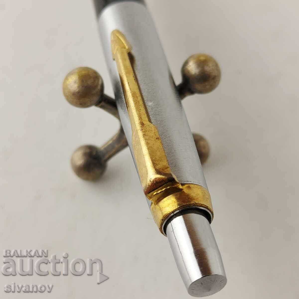 Delivery of Interesting old pen #5775