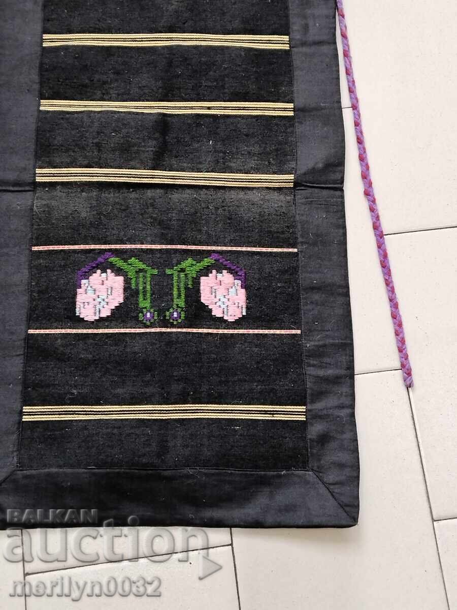 Vintage handmade apron with price 85.00 BGN | € 43.46 Vintage handmade apron with price 85.00 BGN | € 43.46