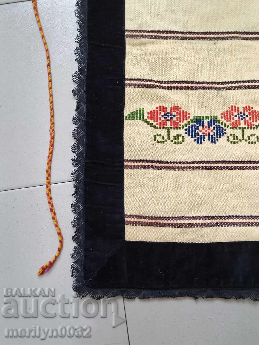 Vintage handmade apron with price 93.00 BGN | € 47.55 Vintage handmade apron with price 93.00 BGN | € 47.55