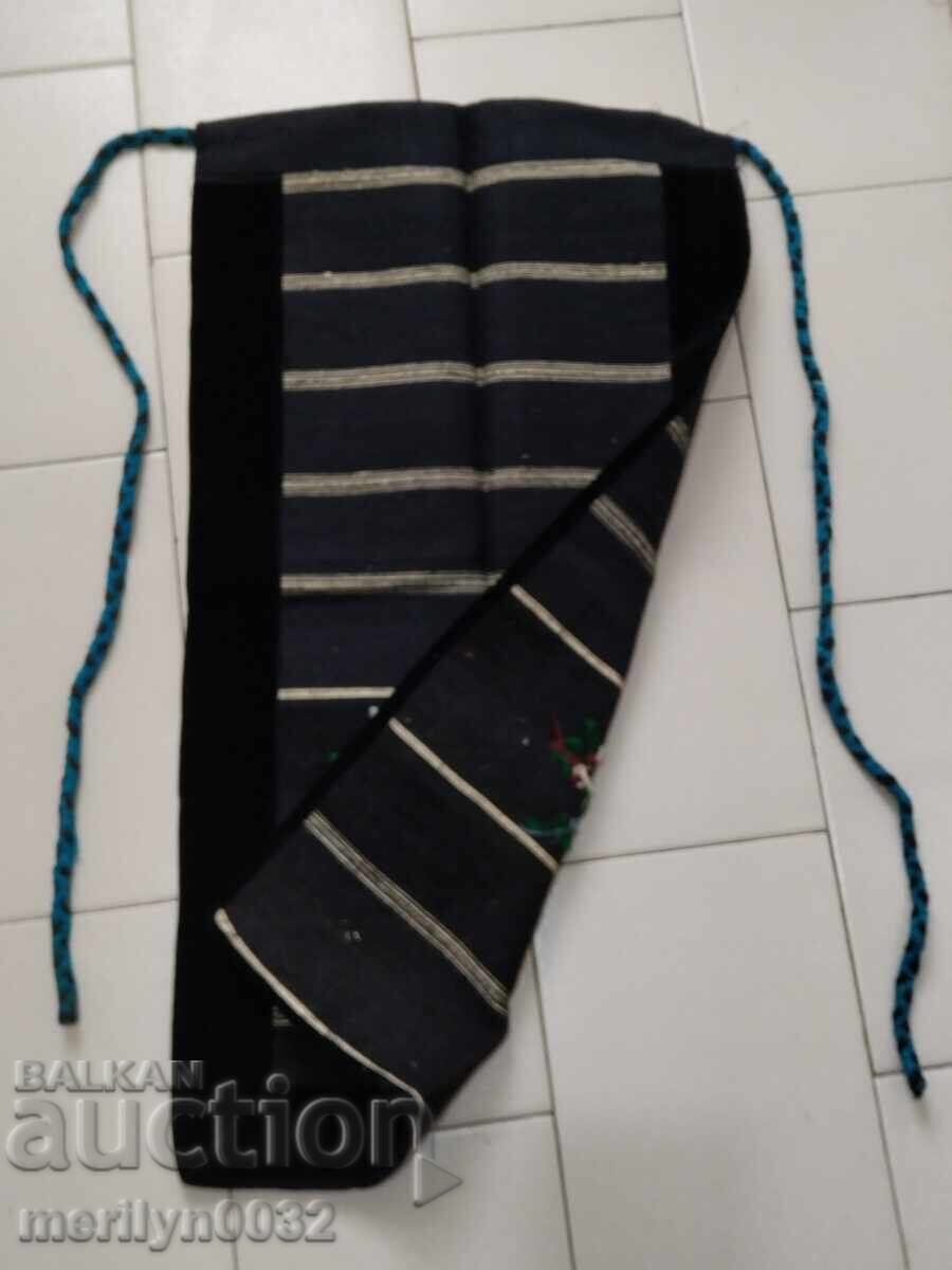 Auction Vintage handmade apron Auction Vintage handmade apron