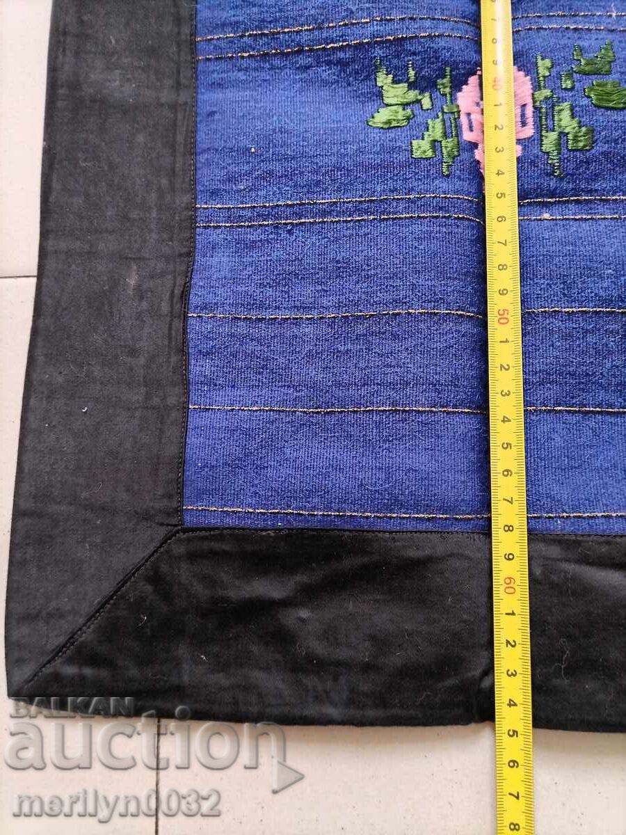 Auction Vintage handmade apron Auction Vintage handmade apron