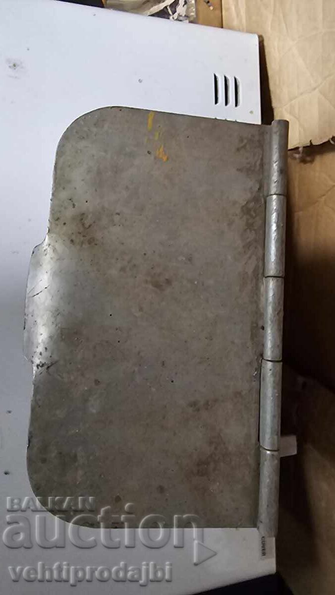 BDZ ashtray with price 50.00 BGN | € 25.56 BDZ ashtray with price 50.00 BGN | € 25.56