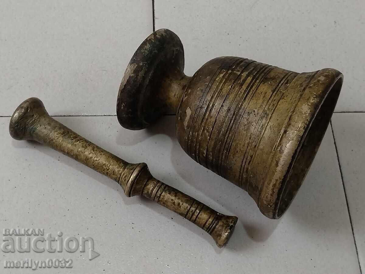 Auction Old bronze mortar, mortar and pestle Auction Old bronze mortar, mortar and pestle