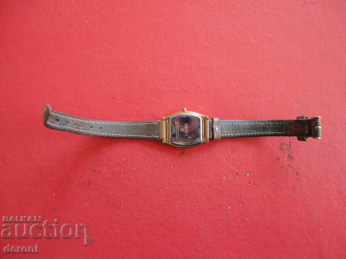 Delivery of Regent 6 Gold Plated Watch Delivery of Regent 6 Gold Plated Watch