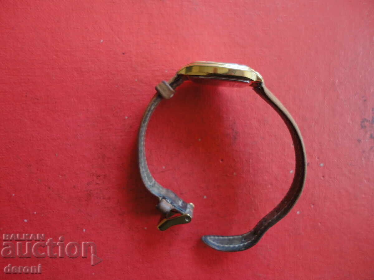 Regent 6 Gold Plated Watch - 7 Regent 6 Gold Plated Watch - 7