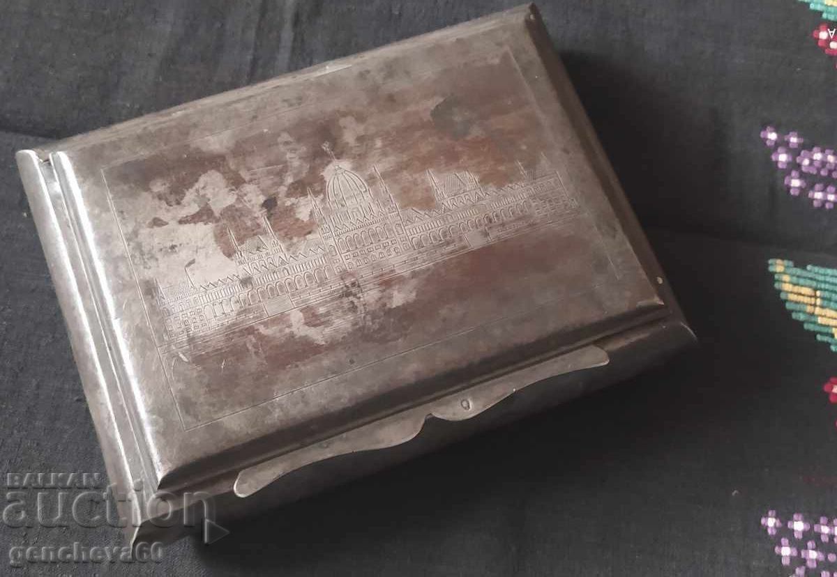 Σπάνιο!!! Ασημένιο κουτί τσιγάρων με χάραξη 500γρ. Σημάδια με τιμή 540.00 BGN | € 276.10