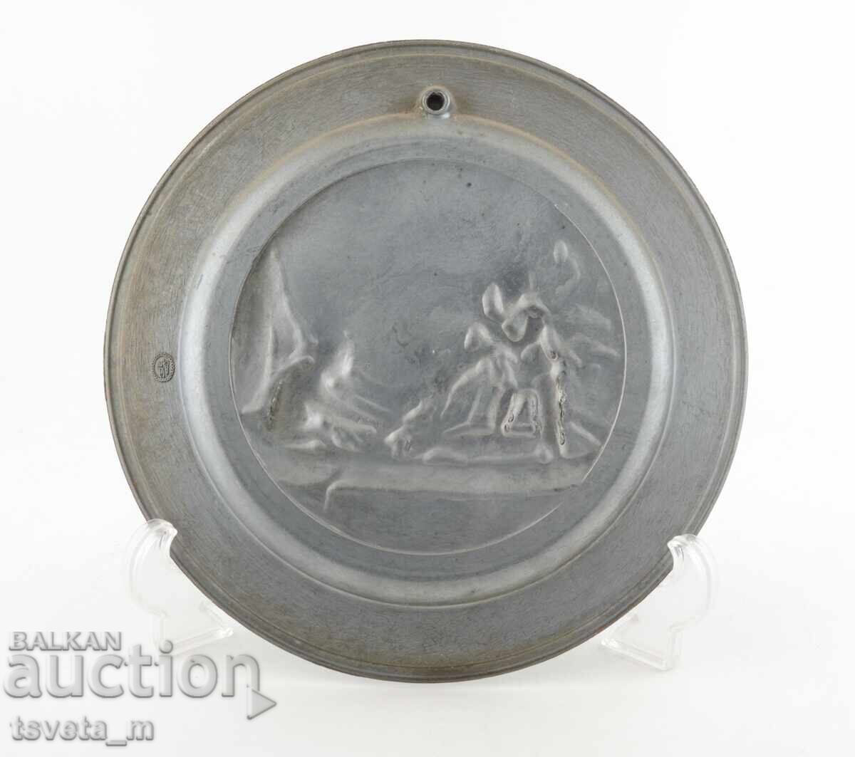 Pewter wall plate, collectible with price 15.00 BGN | € 7.67 Pewter wall plate, collectible with price 15.00 BGN | € 7.67