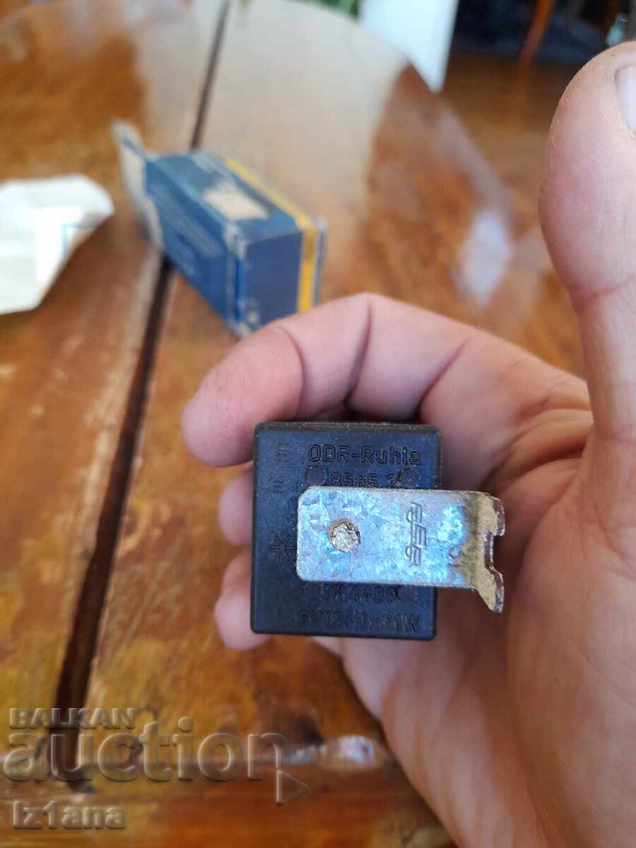 Old DDR Ruhla turn signal relay - 5 Old DDR Ruhla turn signal relay - 5