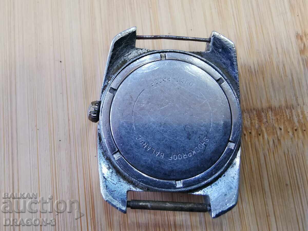 EAST with price 10.00 BGN | € 5.11 EAST with price 10.00 BGN | € 5.11