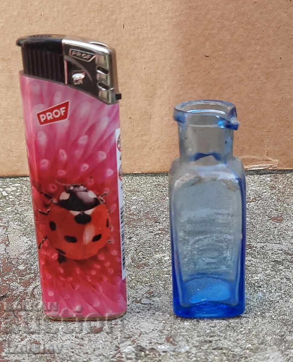 Старинно шише част от колекция