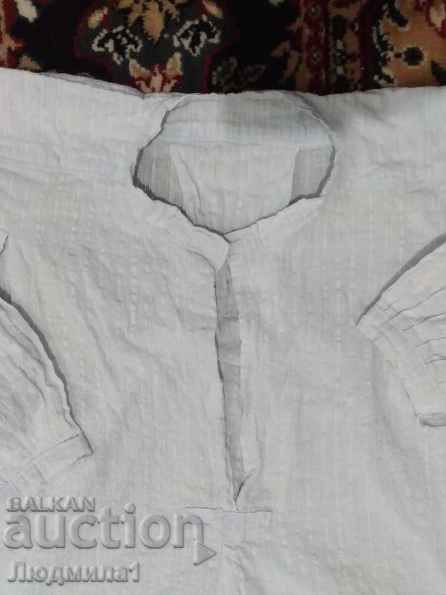 ΑΥΘΕΝΤΙΚΟ ΠΑΛΙΟ ΑΝΔΡΙΚΟ ΠΟΥΚΑΜΙΣΟ με τιμή 30.00 BGN | € 15.34 ΑΥΘΕΝΤΙΚΟ ΠΑΛΙΟ ΑΝΔΡΙΚΟ ΠΟΥΚΑΜΙΣΟ με τιμή 30.00 BGN | € 15.34