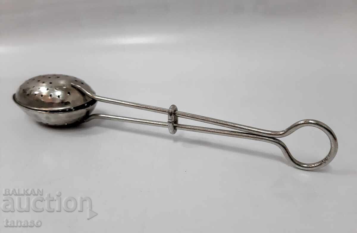 Old tea tongs (1.3) with price 20.00 BGN | € 10.23 Old tea tongs (1.3) with price 20.00 BGN | € 10.23