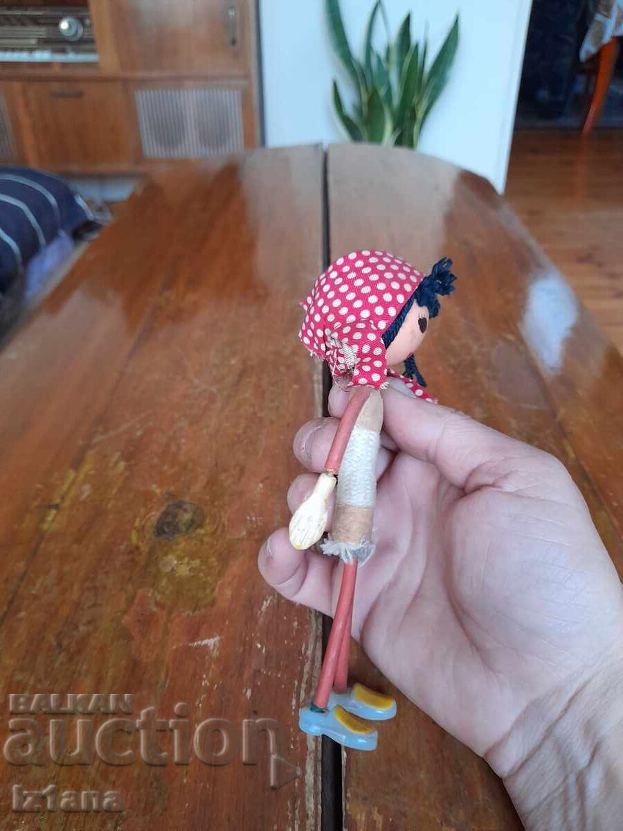 Стара кукла с цена 45.00 лв. | € 23.01 Стара кукла с цена 45.00 лв. | € 23.01