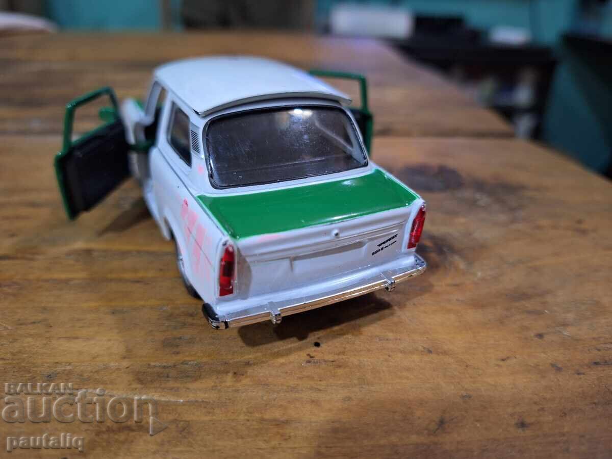 Delivery of METAL TRABANT POLICE WHEELCHAIR Delivery of METAL TRABANT POLICE WHEELCHAIR