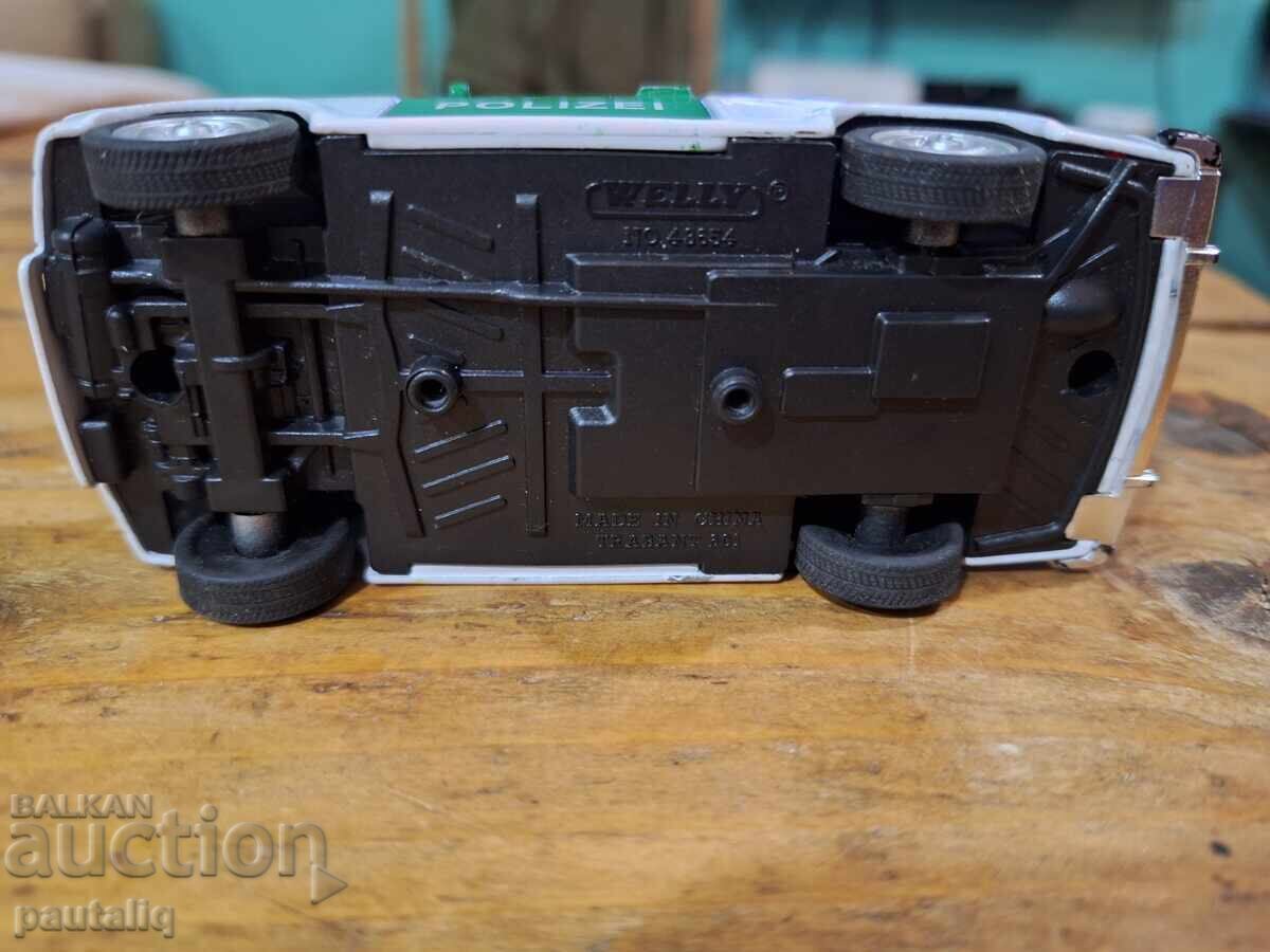 METAL TRABANT POLICE WHEELCHAIR - 6 METAL TRABANT POLICE WHEELCHAIR - 6