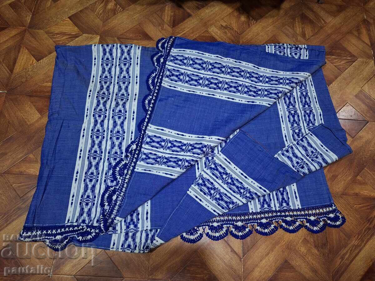 Auction FITTED SHEET WITH LACE Auction FITTED SHEET WITH LACE