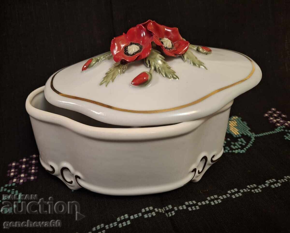 Large porcelain jewelry box poppies/markings - 7 Large porcelain jewelry box poppies/markings - 7