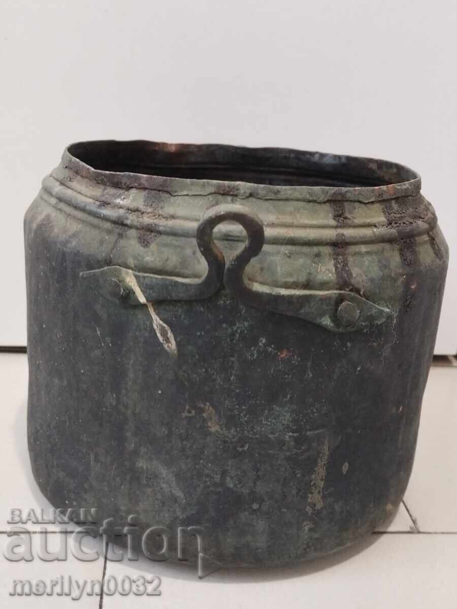 Παλιό χάλκινο καζάνι για κόλλα χαλκού, χάλκινη κατσαρόλα με τιμή 79.00 BGN | € 40.39 Παλιό χάλκινο καζάνι για κόλλα χαλκού, χάλκινη κατσαρόλα με τιμή 79.00 BGN | € 40.39