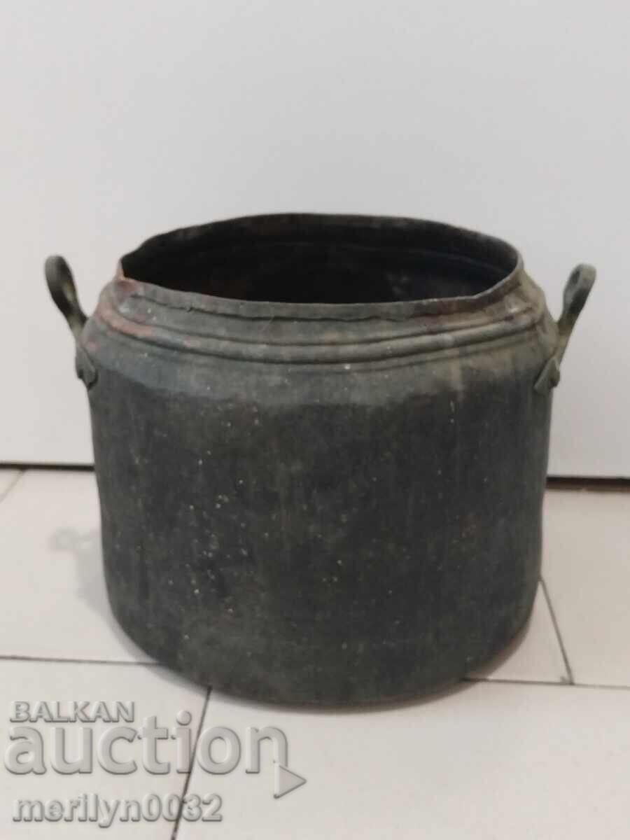 Παλιό χάλκινο καζάνι για κόλλα χαλκού, χάλκινη κατσαρόλα Παλιό χάλκινο καζάνι για κόλλα χαλκού, χάλκινη κατσαρόλα