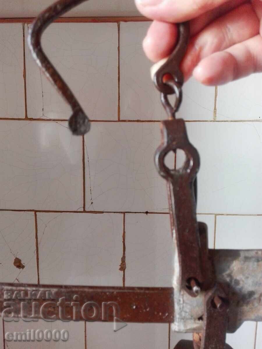 Old scale, weighing machine. - 5