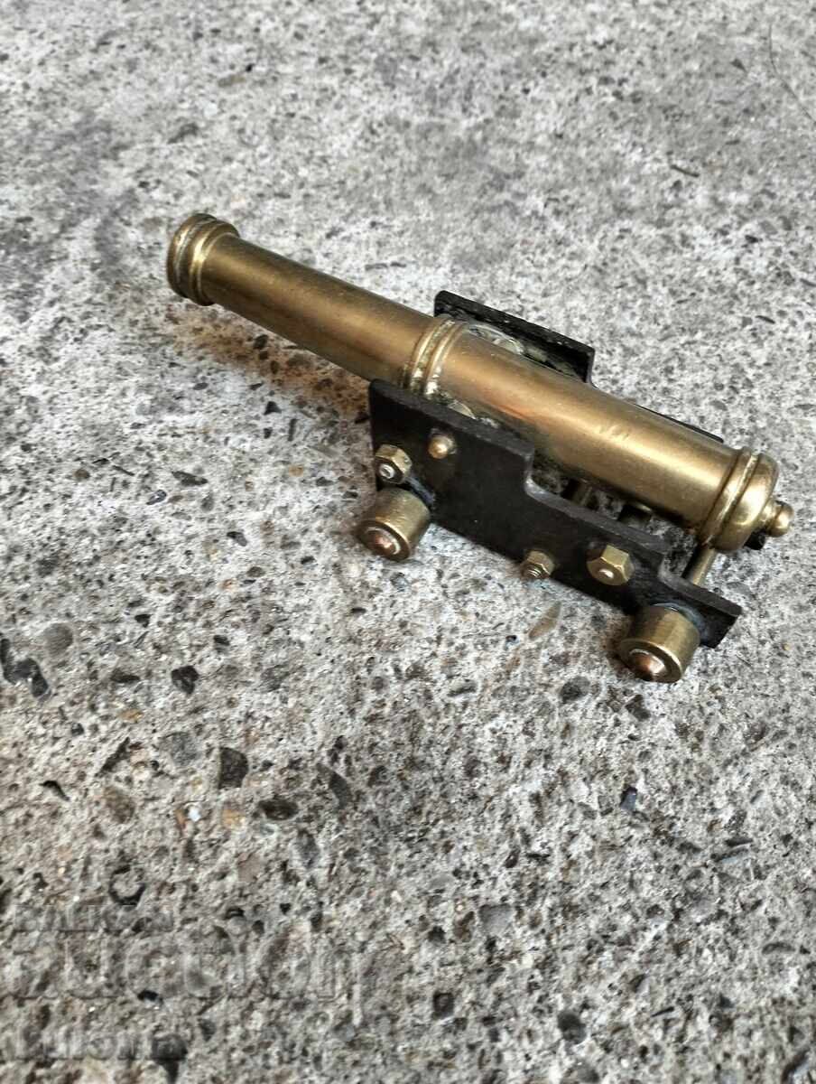 Бронзово оръдие с цена 109.99 лв. | € 56.24 Бронзово оръдие с цена 109.99 лв. | € 56.24