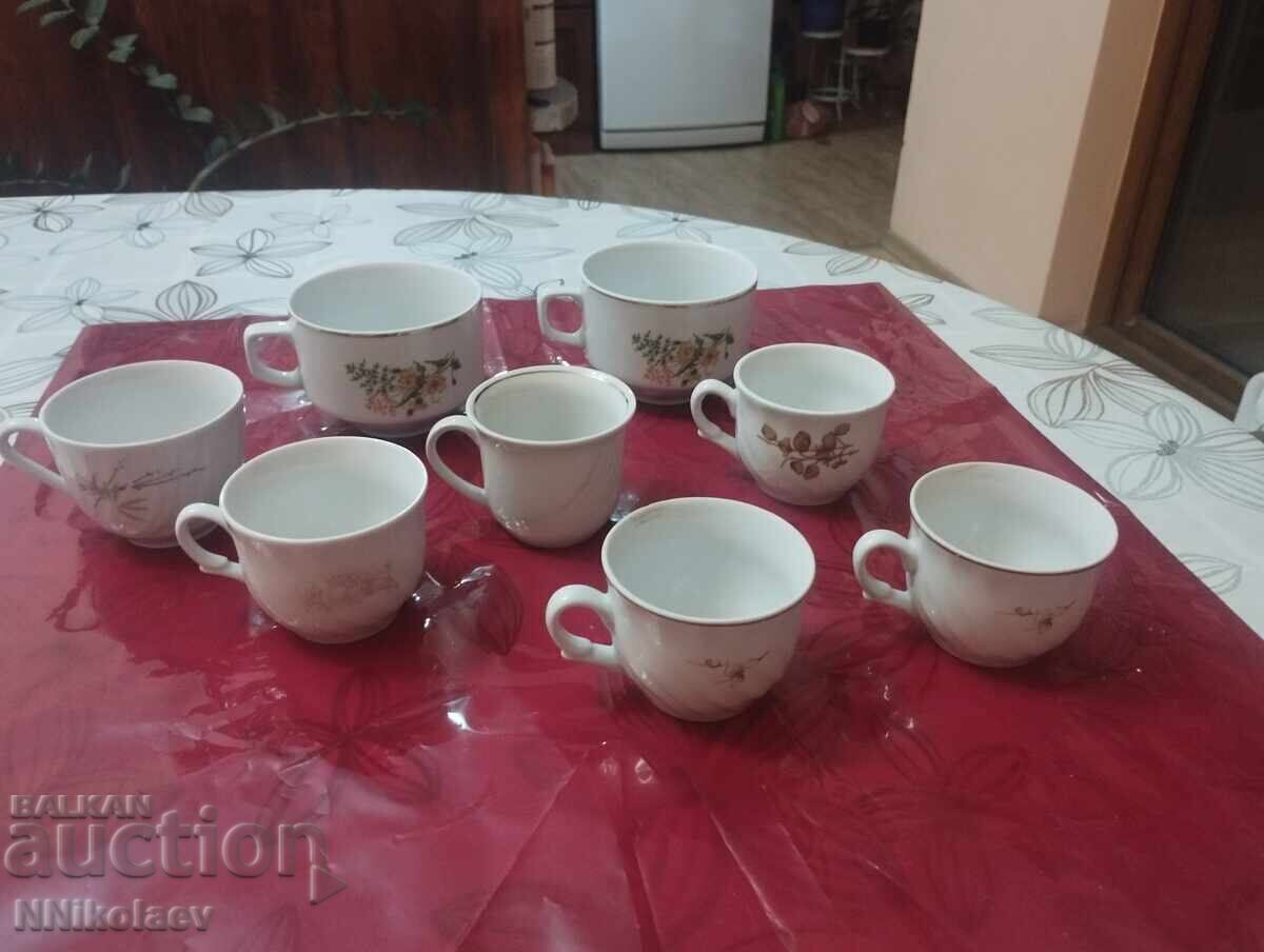 Auction 8 porcelain cups for coffee or tea Auction 8 porcelain cups for coffee or tea