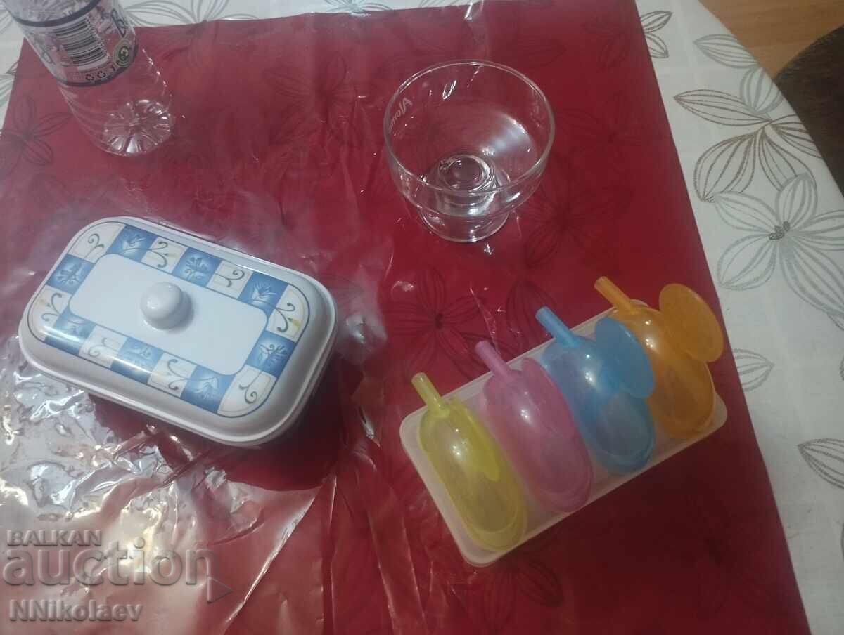 Forme de înghețată pentru melba și cutie pentru mâncare Forme de înghețată pentru melba și cutie pentru mâncare