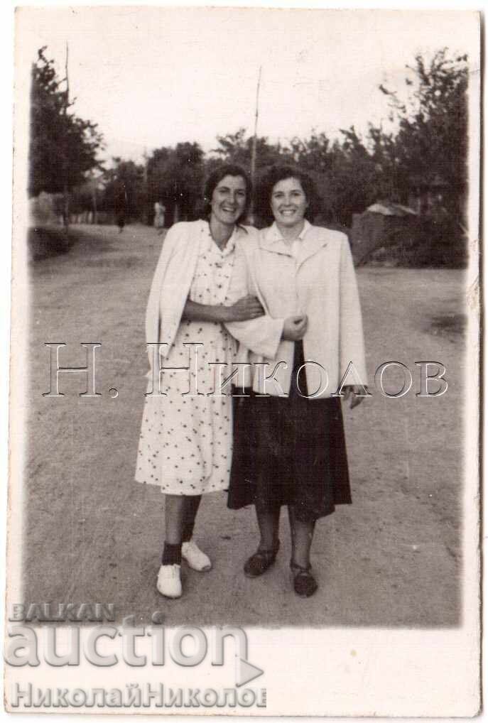 SMALL OLD PHOTO SOFIA YOUNG WOMEN PHOTO KRASNO SELO D402 SMALL OLD PHOTO SOFIA YOUNG WOMEN PHOTO KRASNO SELO D402