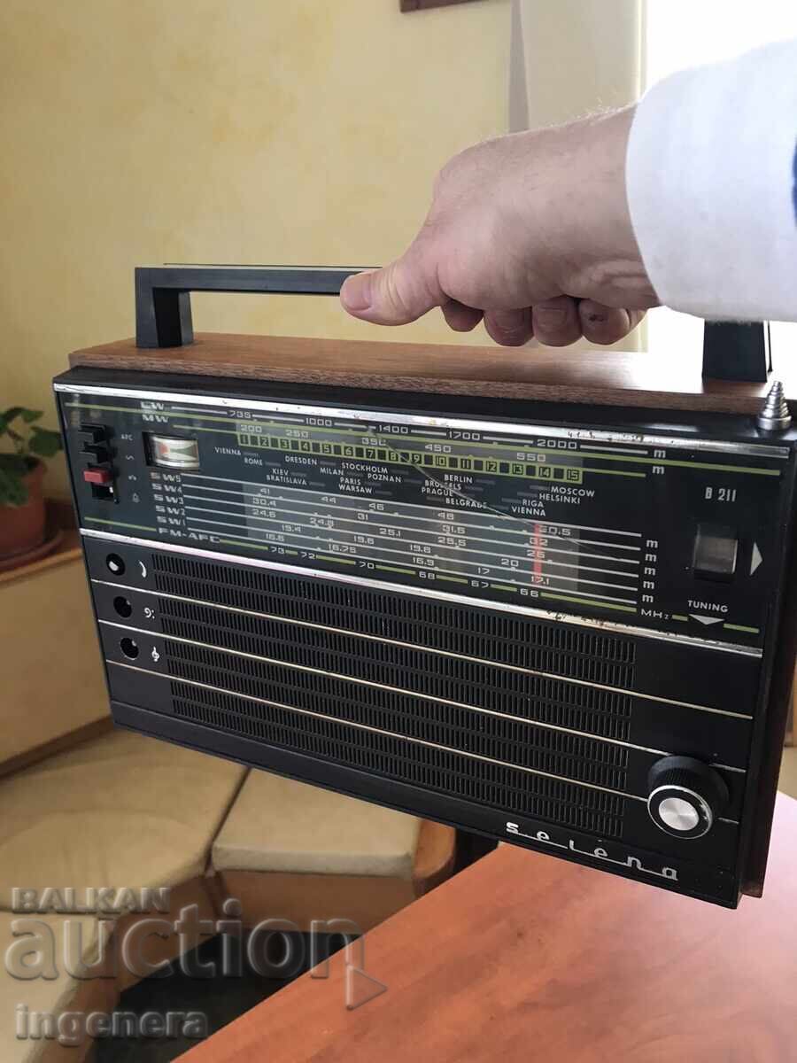 Delivery of RADIO RADIO "SELENA" "SELENA" WITH MISCELLANEOUS Delivery of RADIO RADIO "SELENA" "SELENA" WITH MISCELLANEOUS