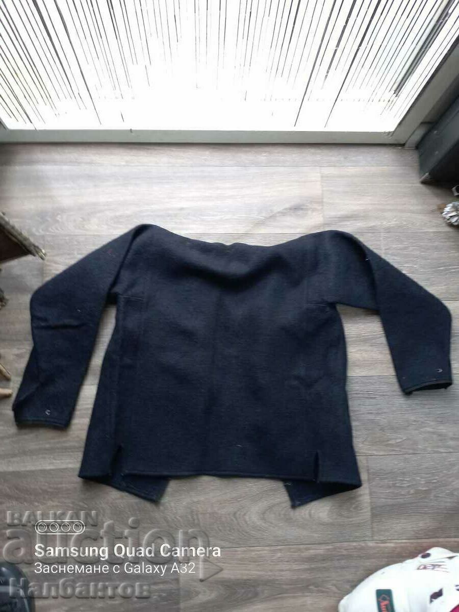 OLD MALE ANTERIA WEAR with price 250.00 BGN | € 127.82 OLD MALE ANTERIA WEAR with price 250.00 BGN | € 127.82