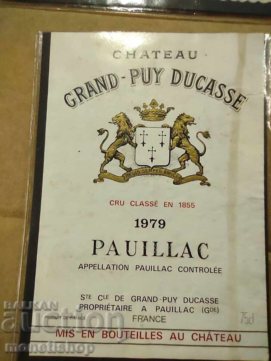 We offer a large collection of wine labels. - 6 We offer a large collection of wine labels. - 6