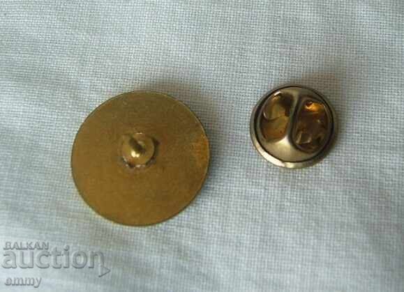 Значка футбол - ФК Челси / FC Chelsea , Англия с цена 4.50 лв. | € 2.30 Значка футбол - ФК Челси / FC Chelsea , Англия с цена 4.50 лв. | € 2.30