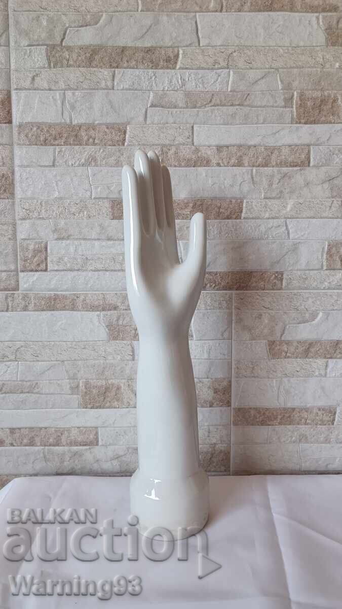 Livrarea Mână de porțelan - producție bulgară - mărime 85 Livrarea Mână de porțelan - producție bulgară - mărime 85