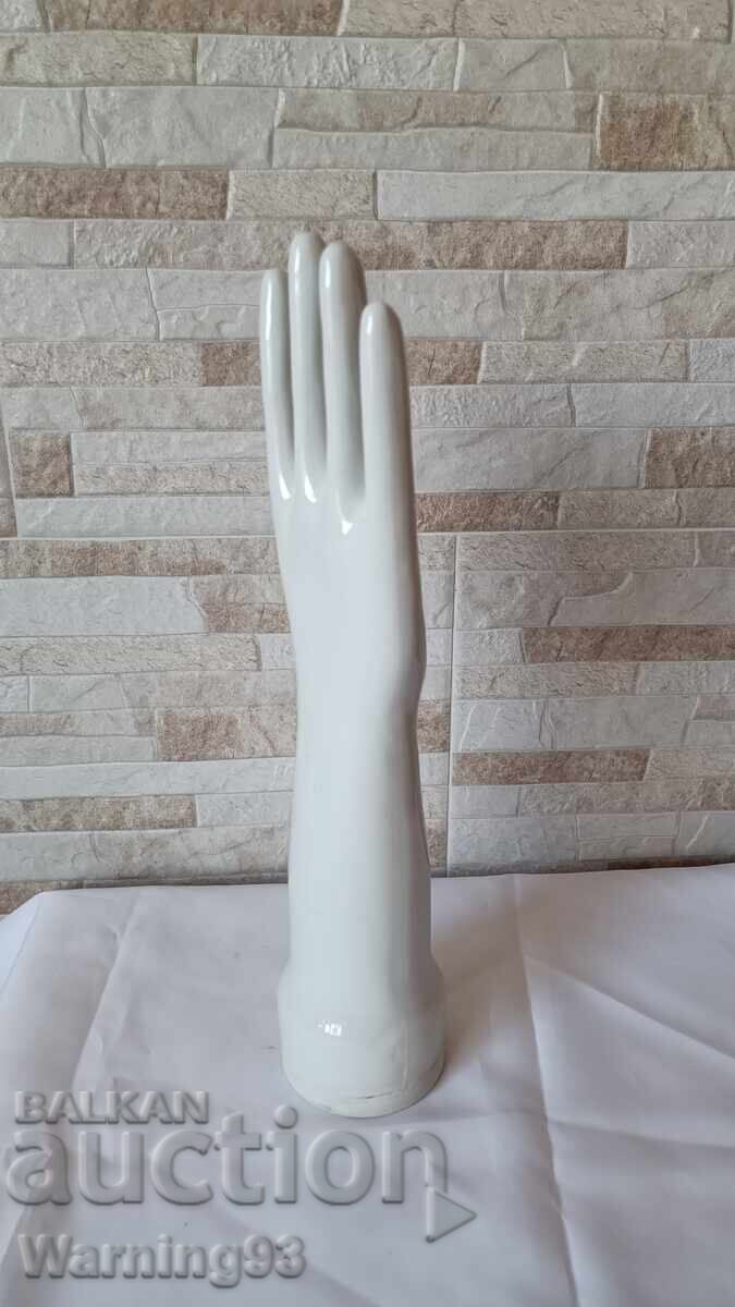 Delivery of Porcelain hand - Bulgarian production - size 88 Delivery of Porcelain hand - Bulgarian production - size 88