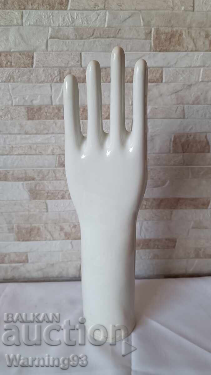 Porcelain hand - Bulgarian production - size 100 with price 80.00 BGN | € 40.90 Porcelain hand - Bulgarian production - size 100 with price 80.00 BGN | € 40.90