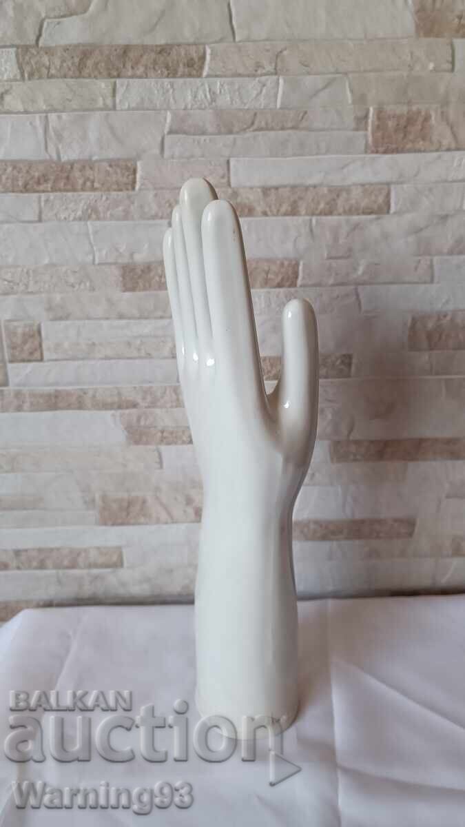 Auction Porcelain hand - Bulgarian production - size 100 Auction Porcelain hand - Bulgarian production - size 100