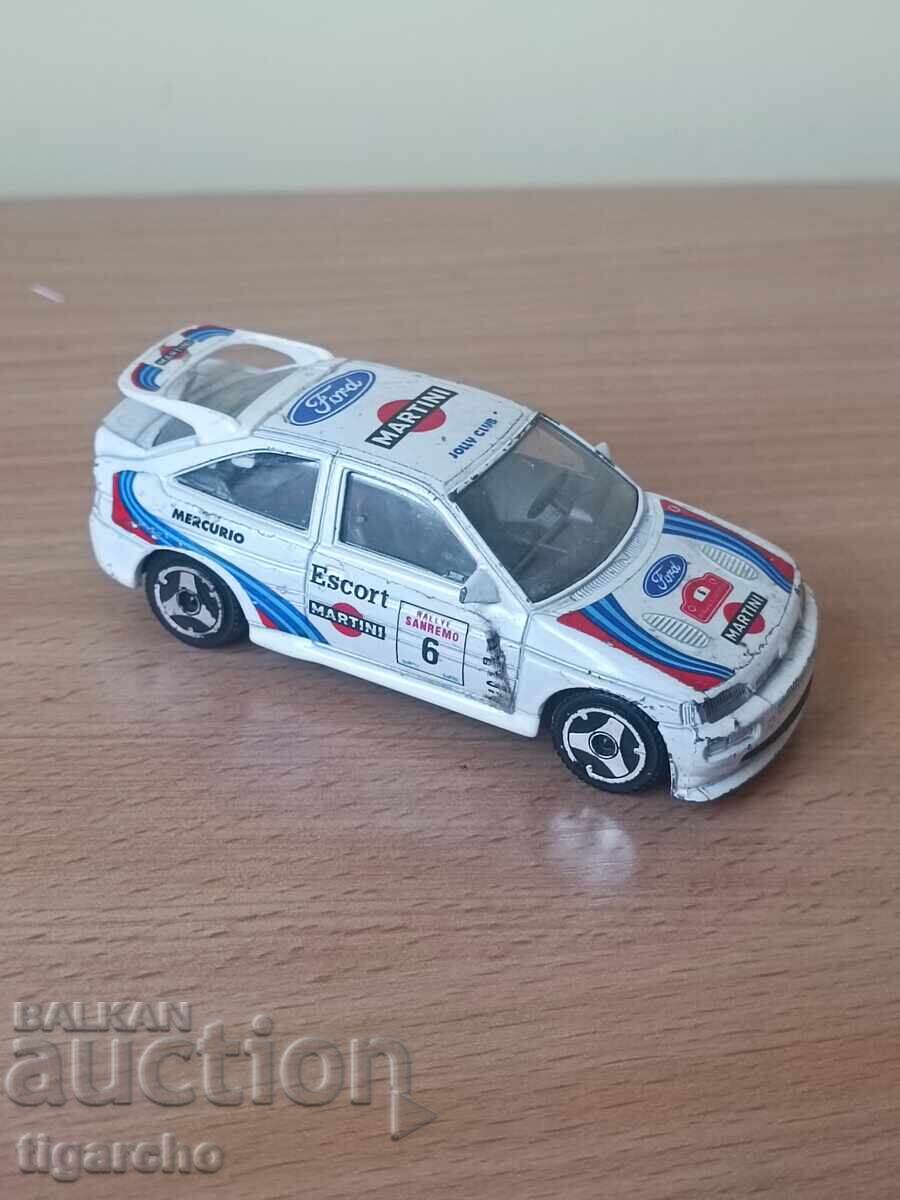 Carucior Ford Escort cu preț 25.00 BGN | € 12.78