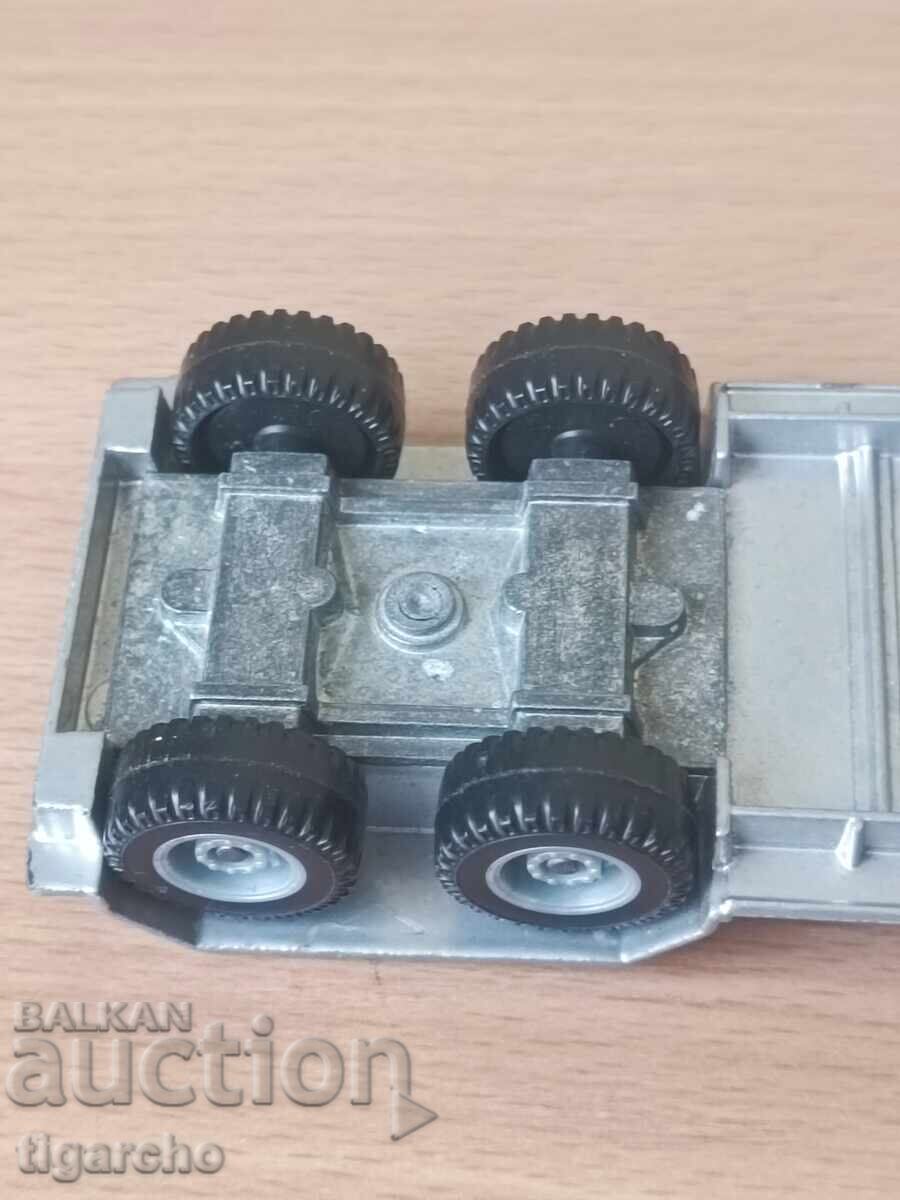 Ford metal truck - 5 Ford metal truck - 5