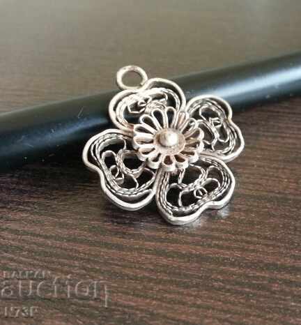 Delivery of SILVER MEDALLION. JEWELRY. Delivery of SILVER MEDALLION. JEWELRY.