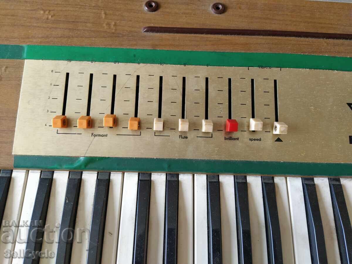 Auction ✅EXCELLENT IONIC VERMONA ET 3 - GDR❗ Auction ✅EXCELLENT IONIC VERMONA ET 3 - GDR❗