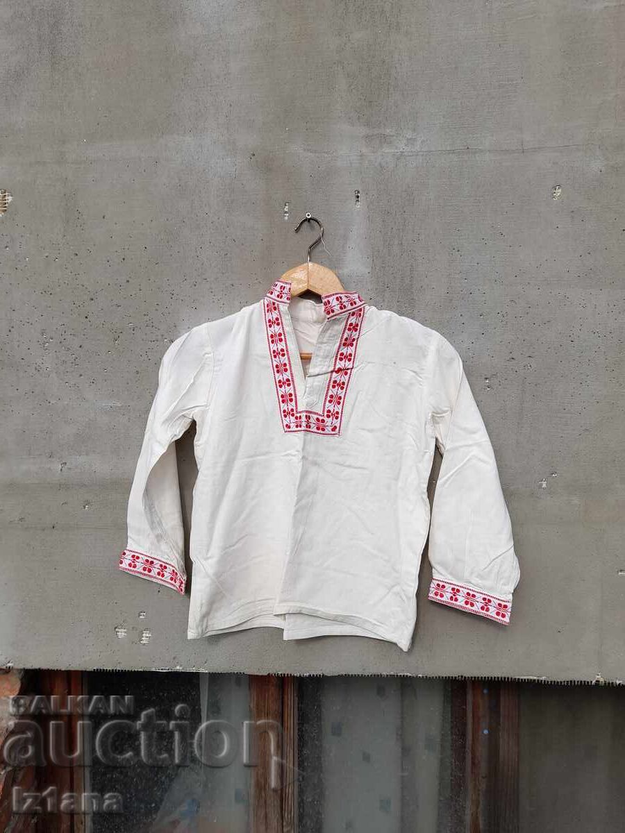 Old children's costume shirt Old children's costume shirt