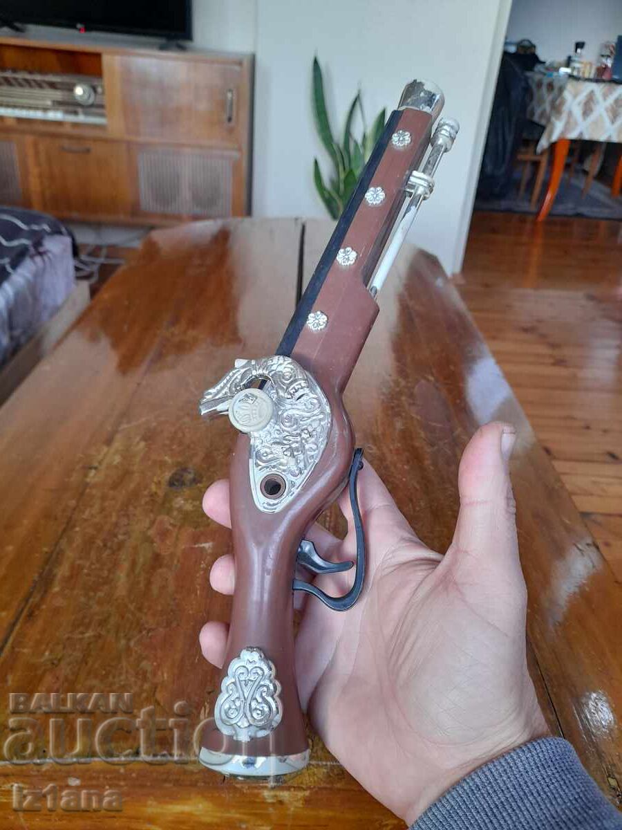 Παράδοση Ένα παλιό παιδικό όπλο