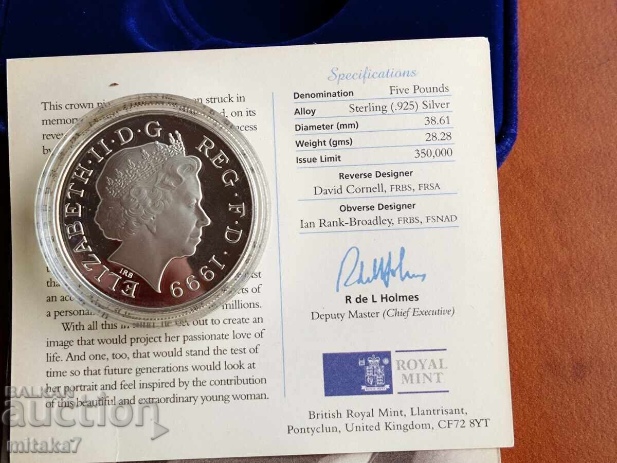 Delivery of 5 pounds 1997, silver, Great Britain