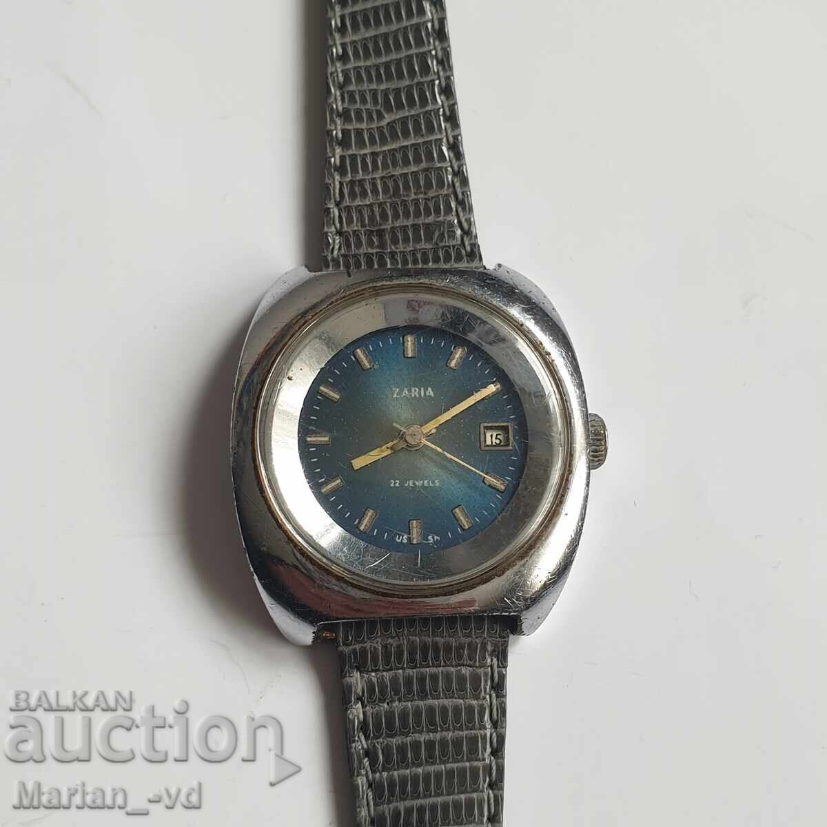 Auction Women's mechanical wristwatch ZARYA Auction Women's mechanical wristwatch ZARYA