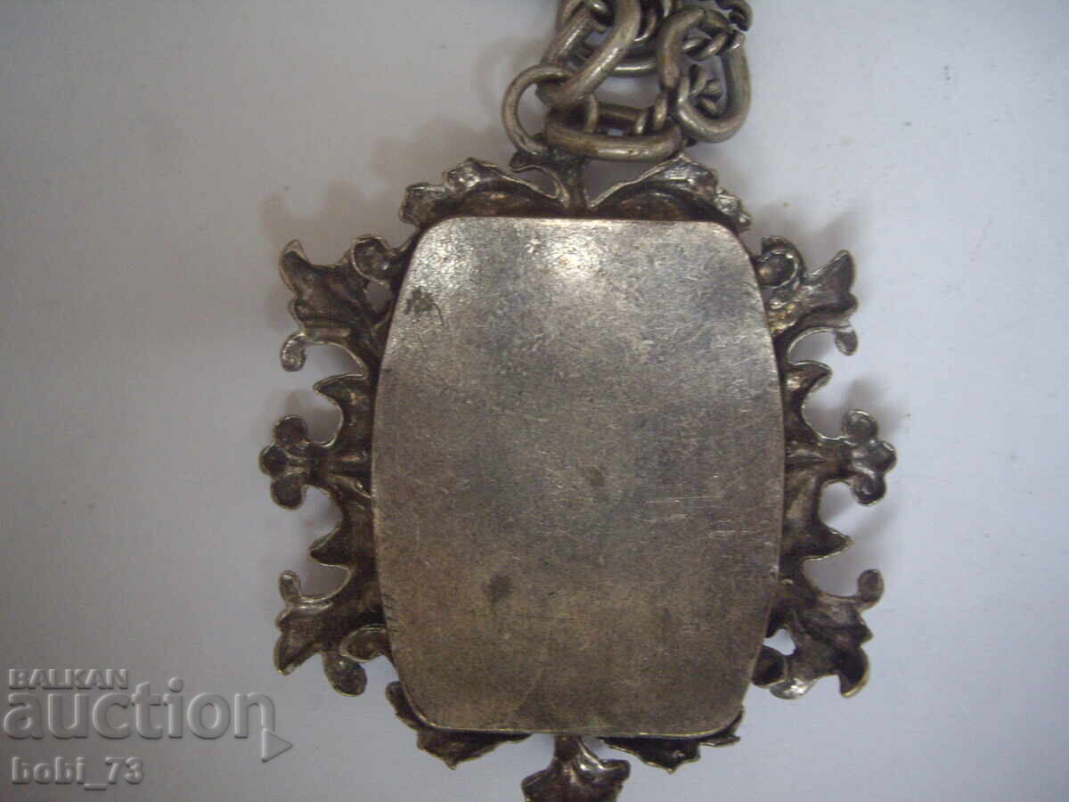 Δημοπρασία Παλιό μετάλλιο. Δημοπρασία Παλιό μετάλλιο.