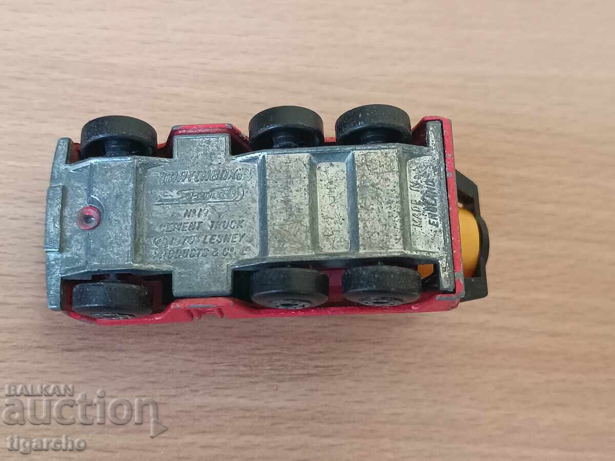 Matchbox truck - 5 Matchbox truck - 5