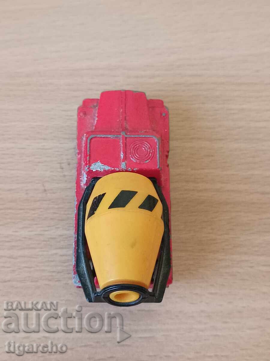 Matchbox truck - 6 Matchbox truck - 6