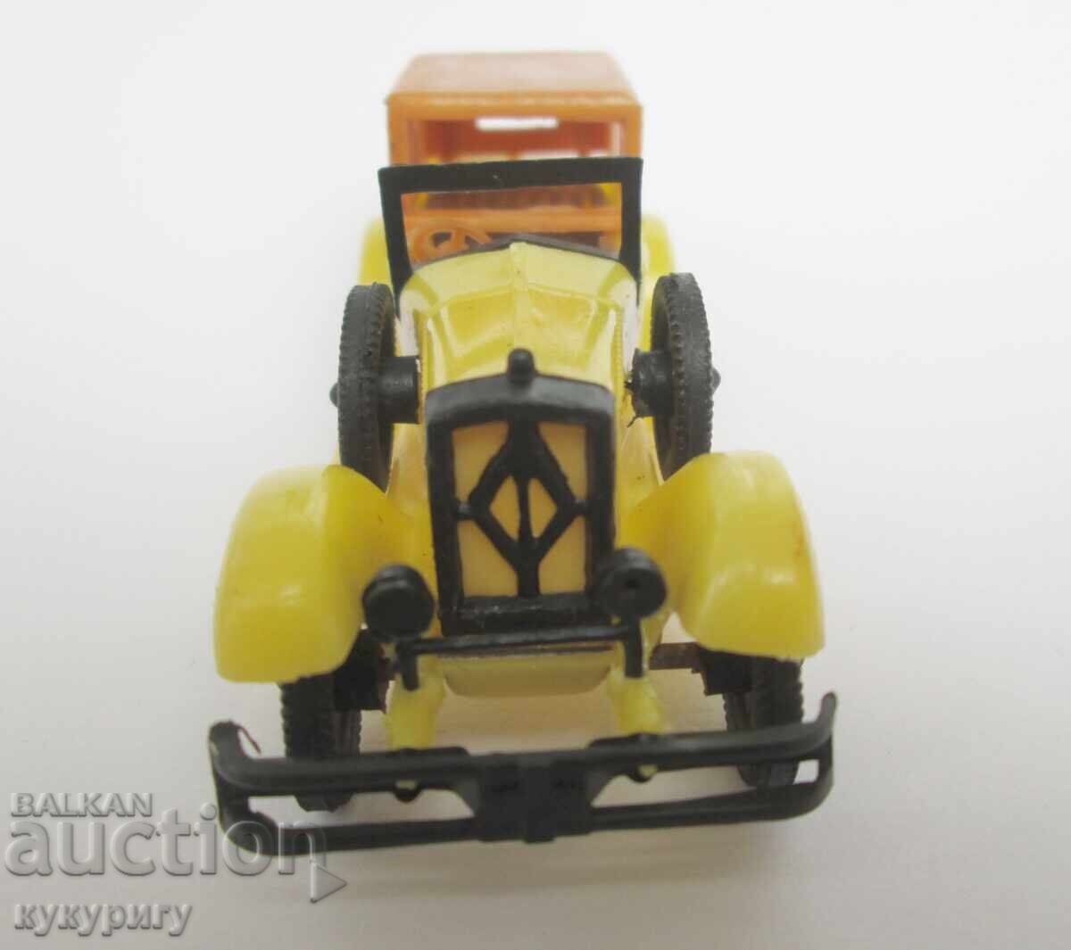 Estetyka ISOTTA FRASCHINI old children's toy pram with price 35.00 BGN | € 17.90