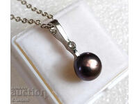 MEDALLION with NATURAL BLACK PEARL (961)