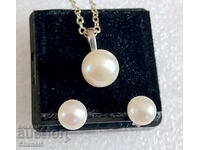 EARRINGS and MEDALLION with NATURAL PEARLS, CREAM COLOR (962)